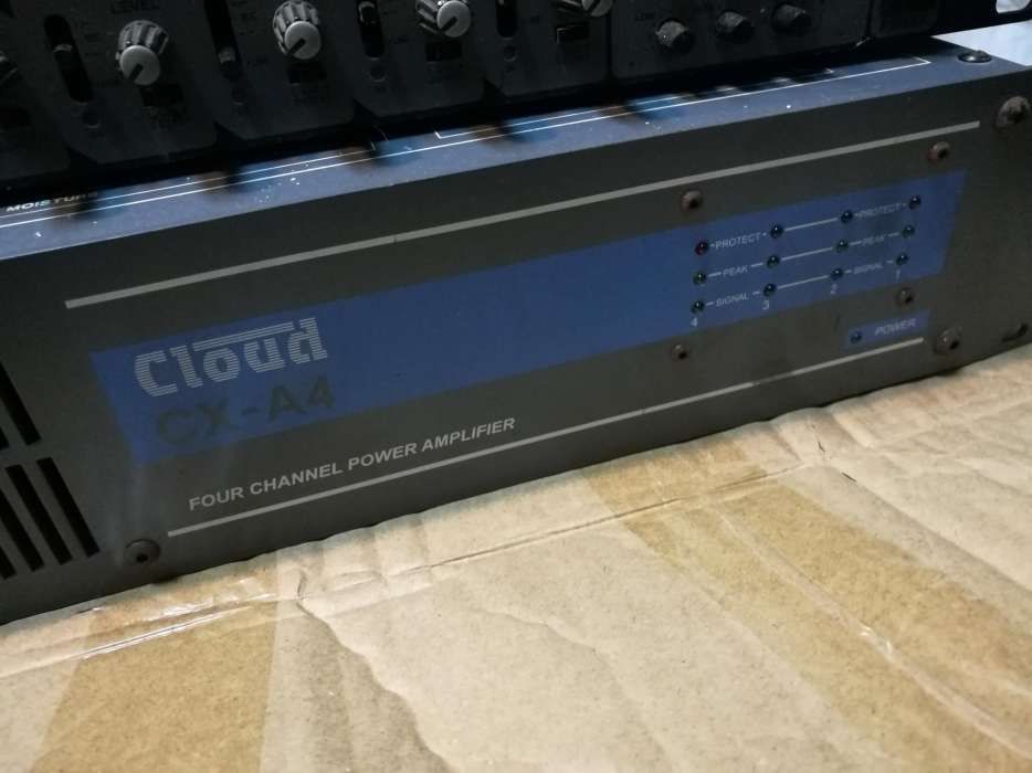 Amplificador 4 canais + equalizador