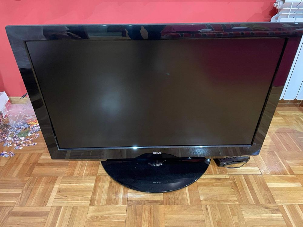 Telewizor LG 37" 37LG3000LCD z dekoderem