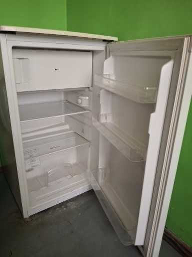 Lodówka mała Candy