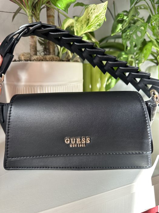 Сумка Guess