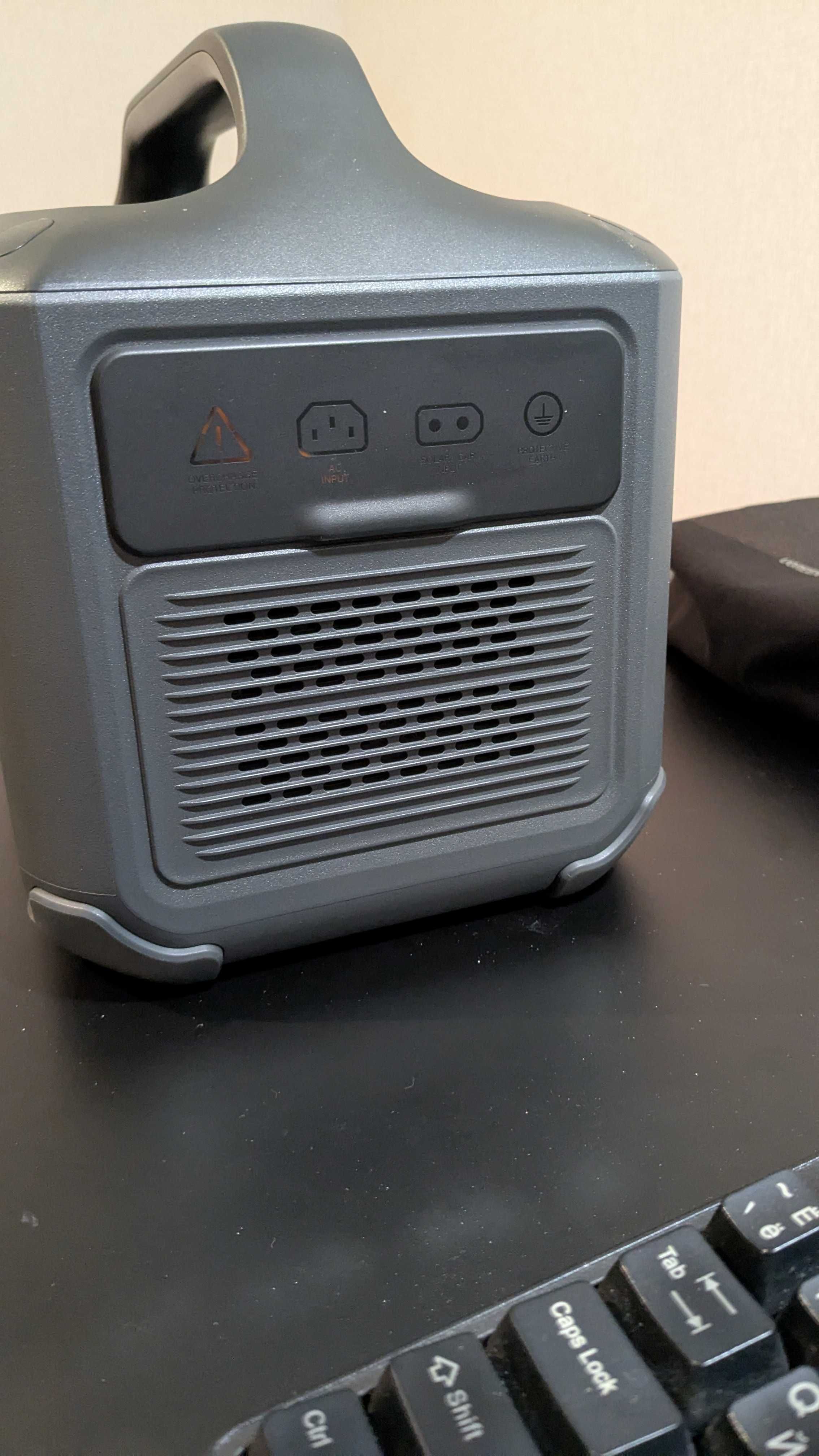 Бесшумная зарядная станция Ugreen GS600 600-1200Вт 680Втч ИБП UPS