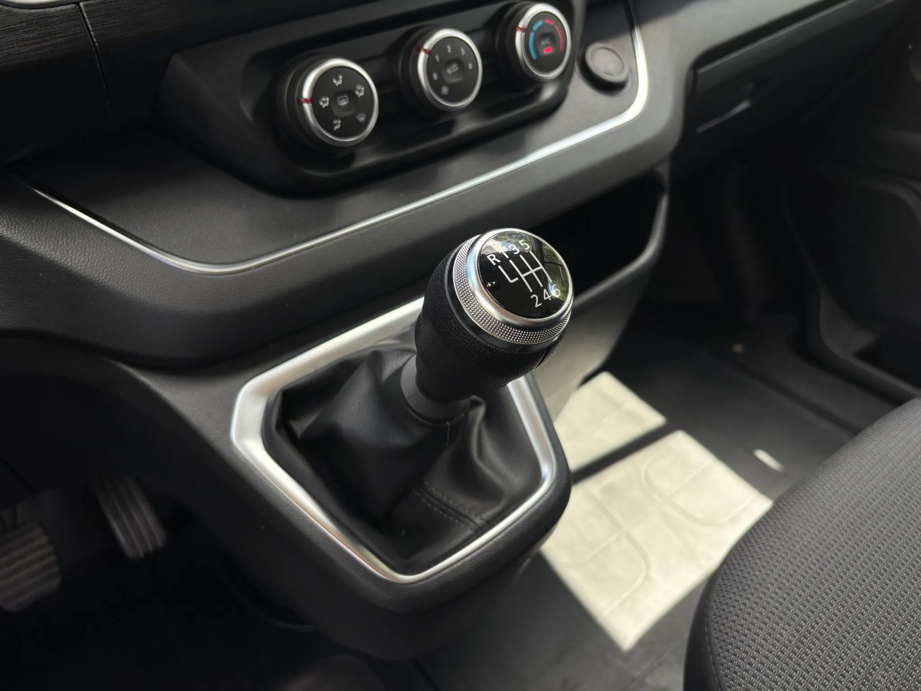 Renault Trafic Kombi 2.0 dCi L2 Equilibre
