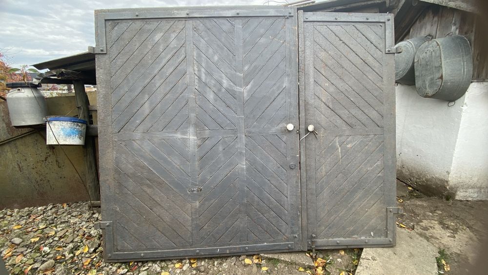 Гаражні двері