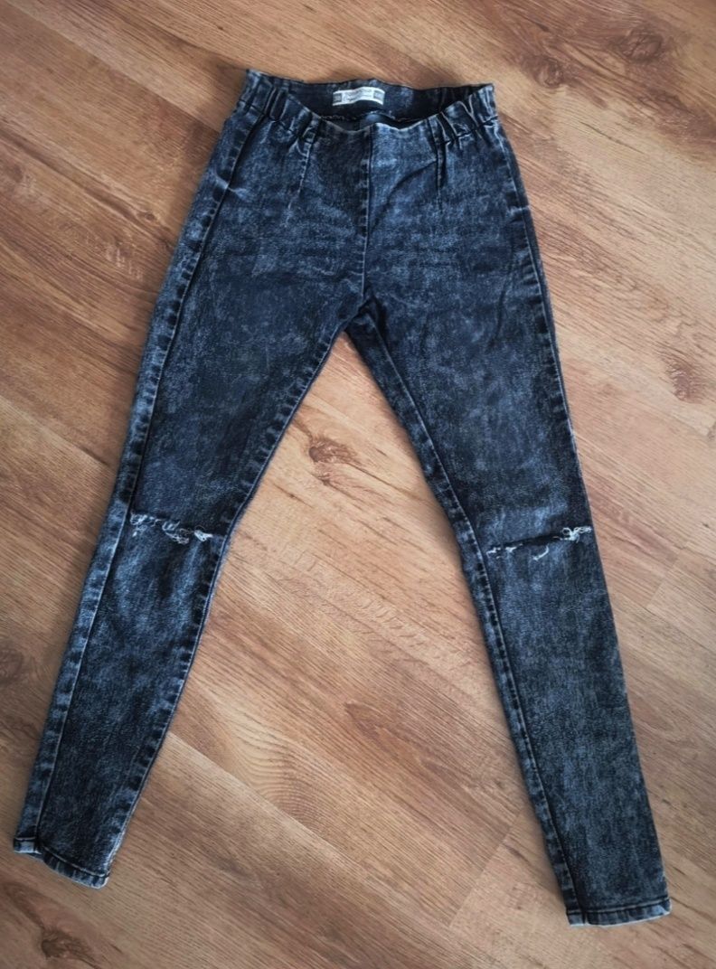 Spodnie jeansy stan bdb XS 34 terranova rurki z rozdarciami stan