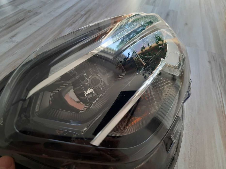 Reflektor lewy lampa lewa Renault Kadjar 15-22 Soczewka + LED Europa