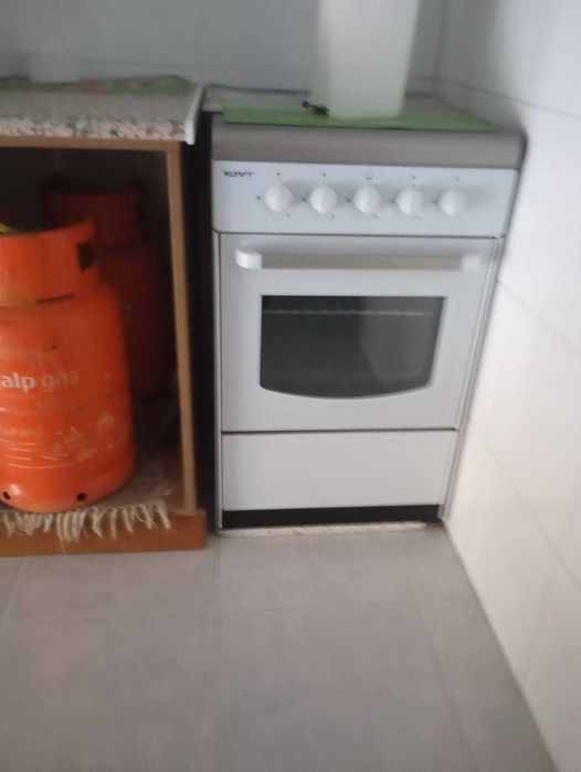 Fogão c/ forno a gás novo