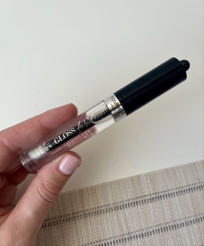 Bourjois Fabuleux Gloss nawilżający błyszczyk do ust