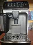 Ekspres Philips LatteGo EP3246/70