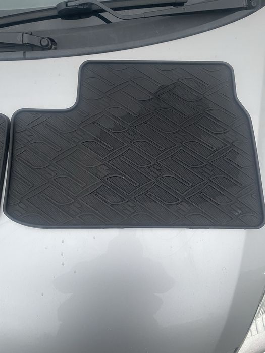 Коврикм резиновые Suzukl SPLASH