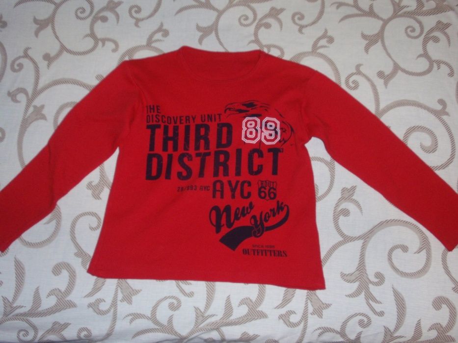 Плотный реглан-свитер для мальчика на р.122 см.Турция.Состояние нового