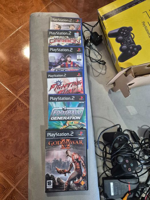Vendo PS2 com jogos