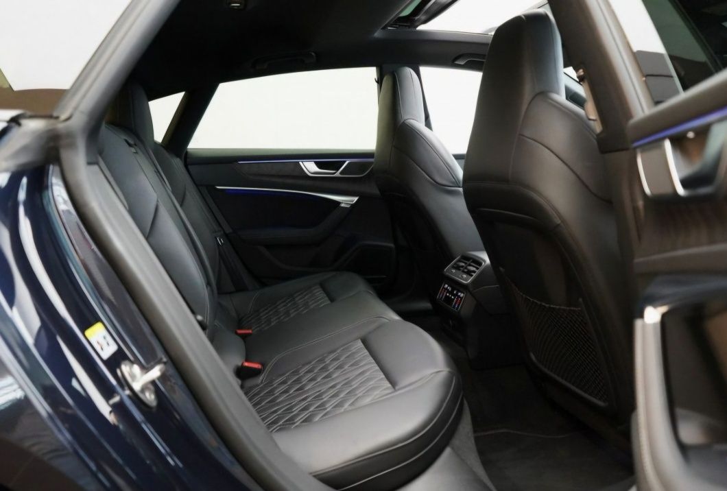 Samochód / Auto do ślubu Audi A7