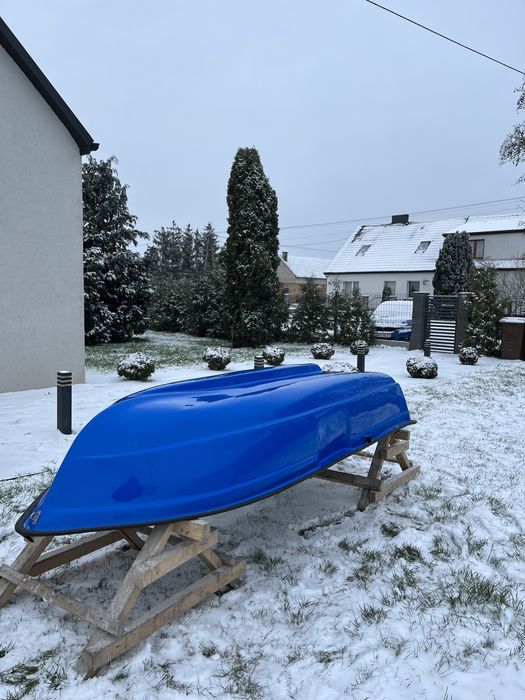 Lodka wedkarska rekreacyjna łódka łódź lodzie lodki wedkarskie