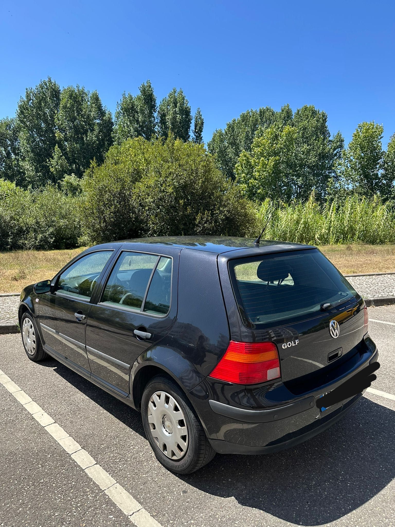Volkswagen Golf - motor 1.4