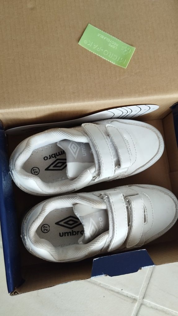 Buty Umbro adidasy 27