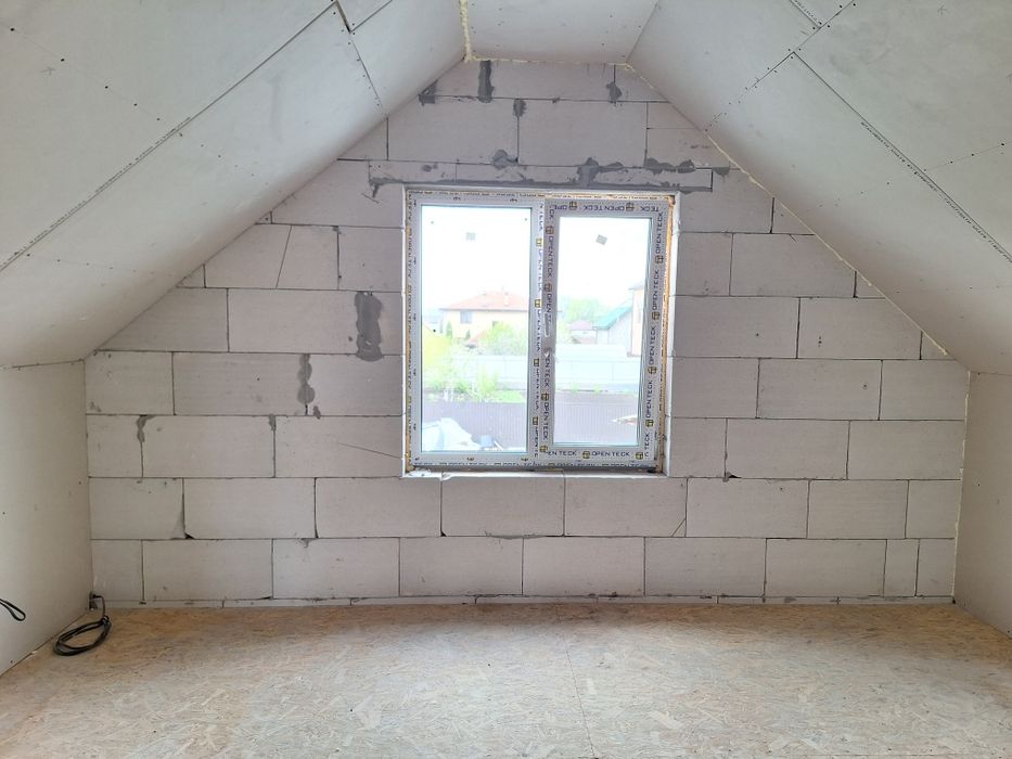 Будинок  + комунікації  +5 с Київський шлях 300 м