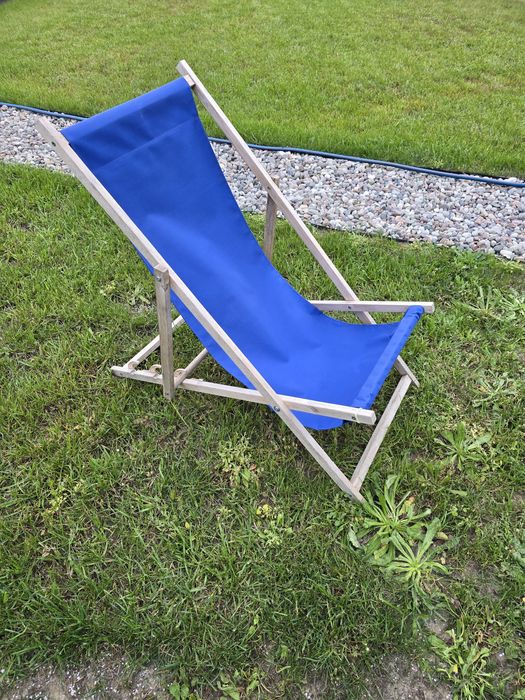 Leżak ogrodowy drewniany