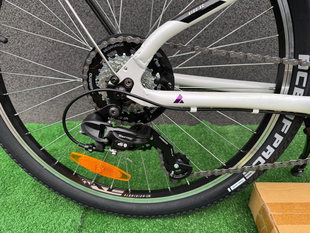 Wyprzedaz z 2900 nowy rower Bulls Zarena Street 24 cale alu dynamo