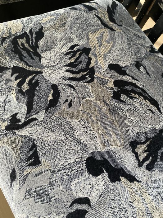 Sprzedam tapicerowane , drewniane krzesła ( 6 sztuk)