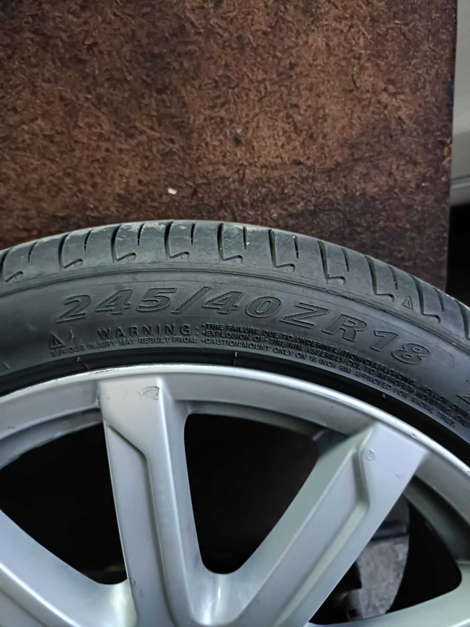 Oryginalne felgi 18 Audi A4 B8 z oponami 23/24r