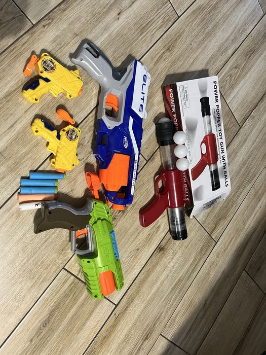 Pistolety Nerf, Xshot, na  kulki, 2mniejsze na strzalki -zestaw