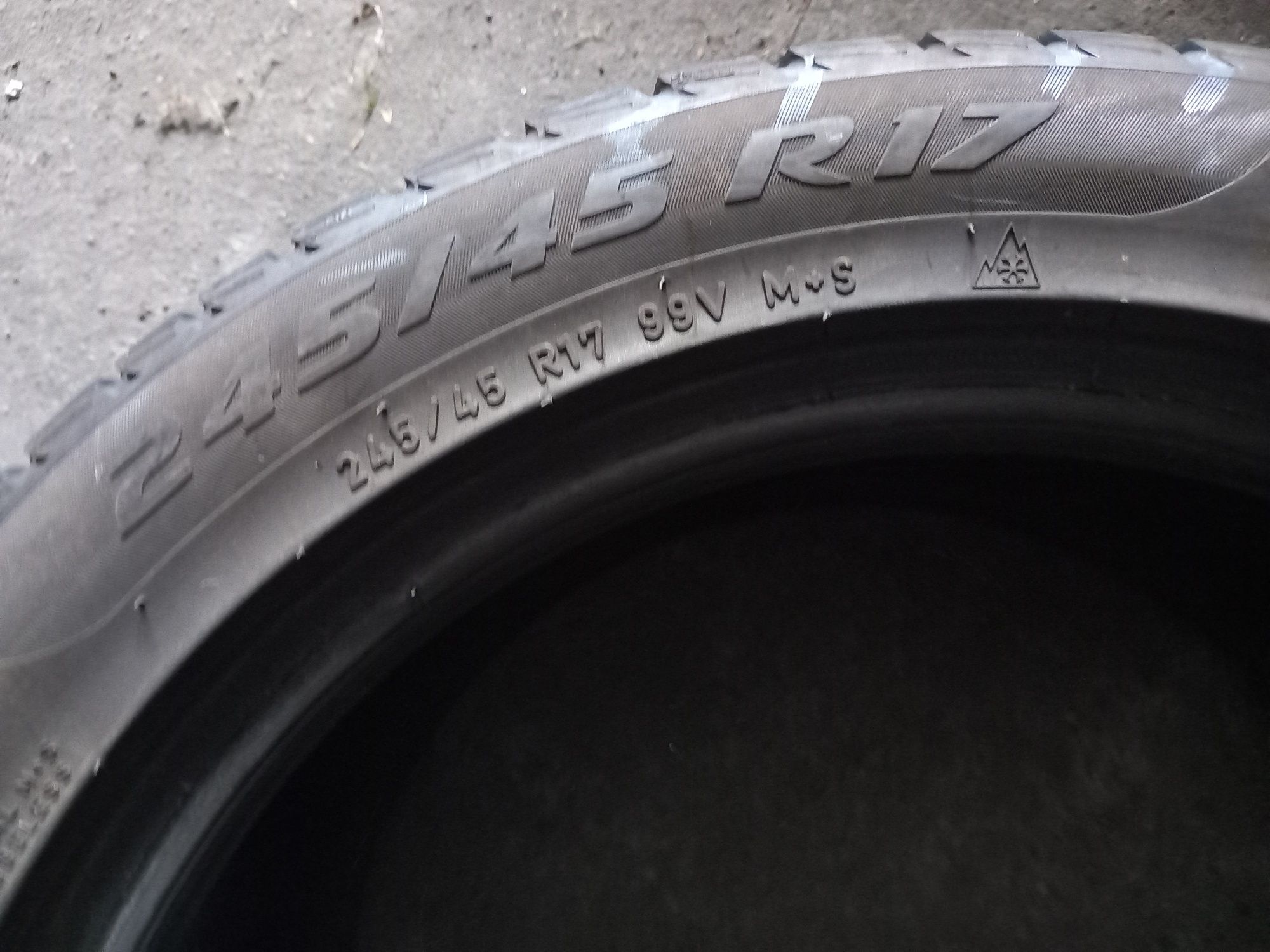 Opony używane 245/45/17 pirelli 2x6 mm 2024 rok prod