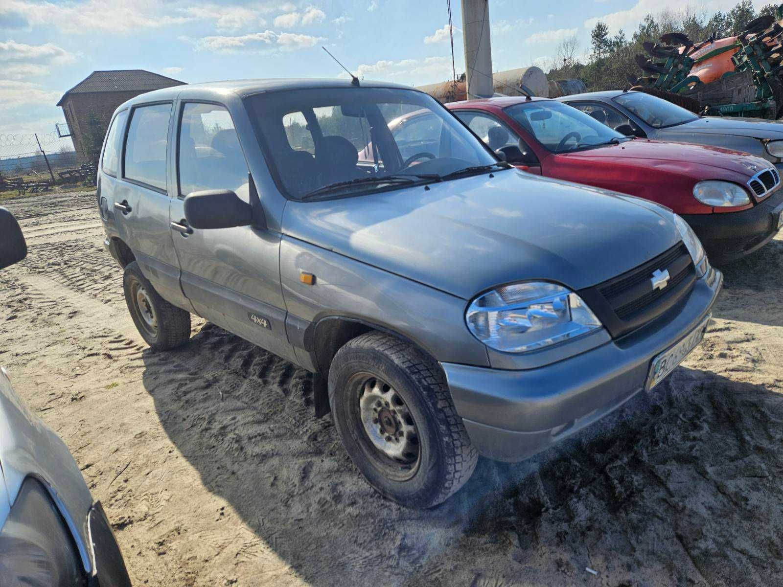 Автомобіль Chevrolet Niva-21213 L