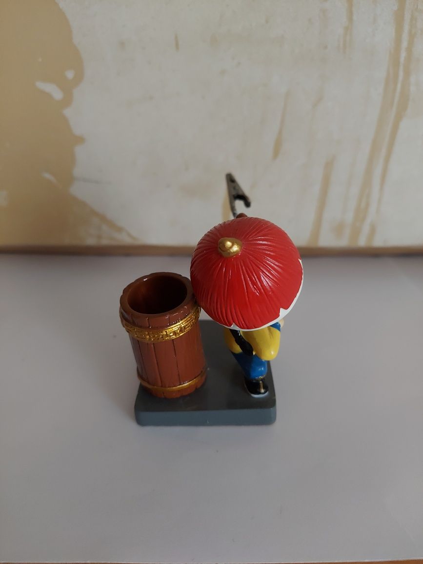 Статуетки: китайський лучник, чайний хлопчик для чайної церемонії