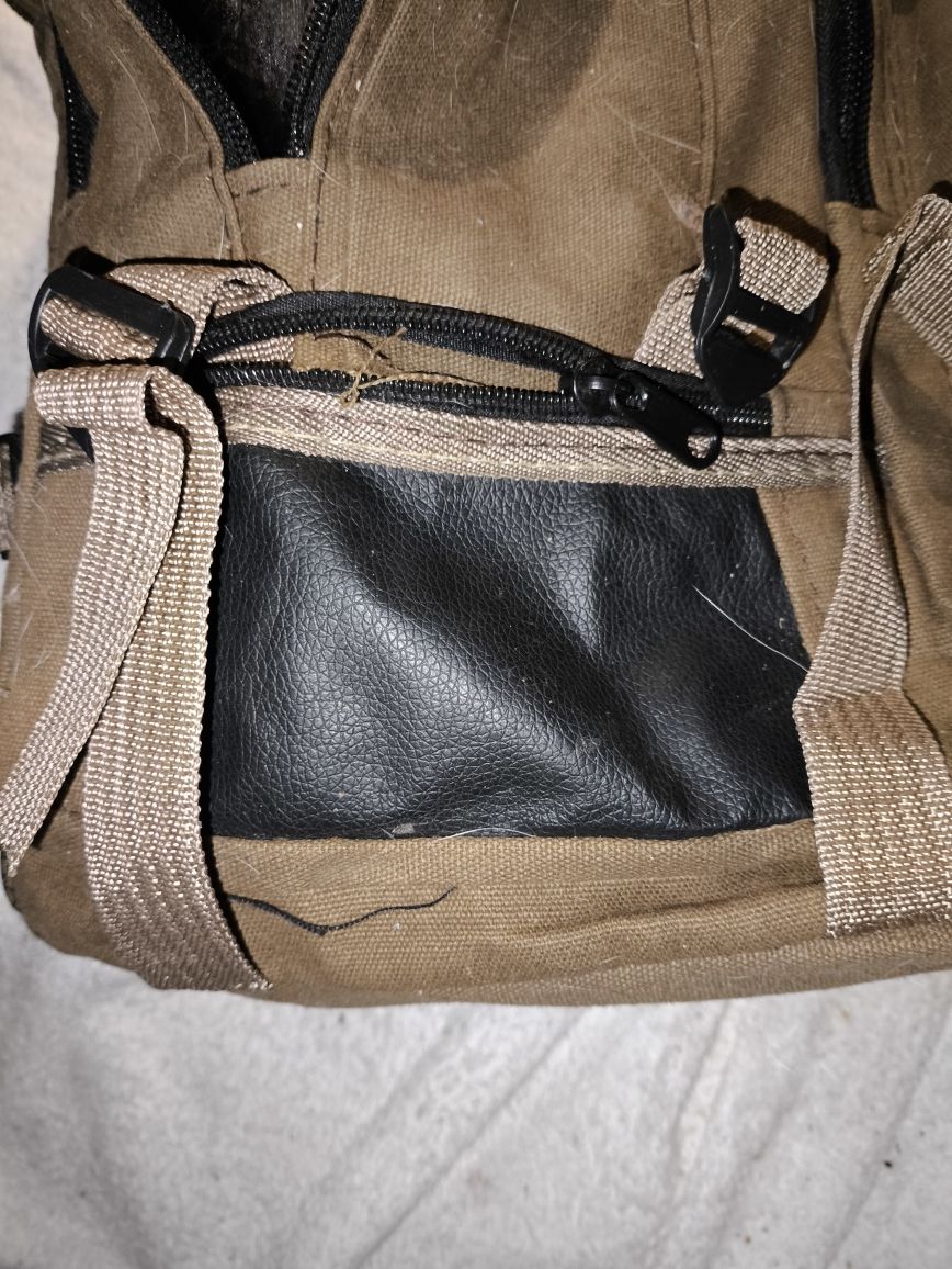 MOCHILA com muita arrumação