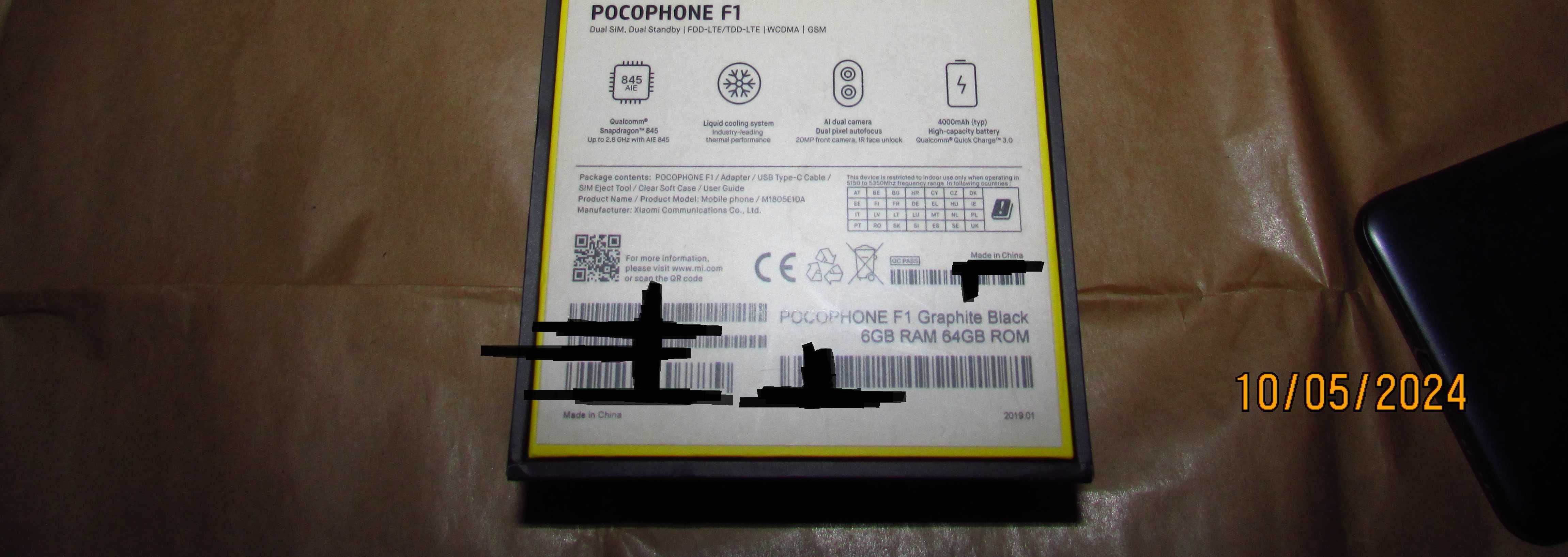 Smartfon Pocofone F1 6 GB / 64 GB, 4G (LTE) Czarny
