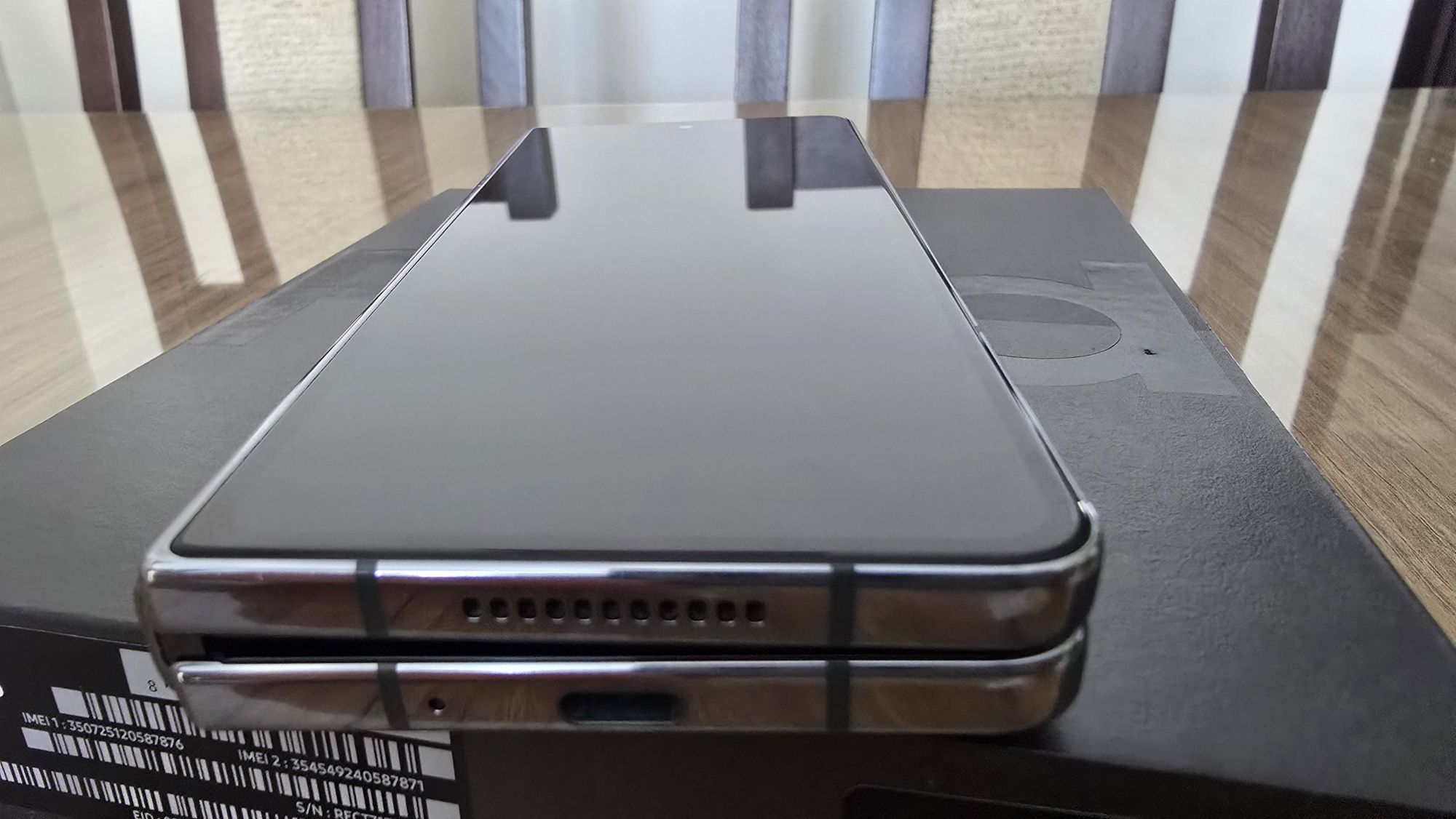Samsung Galaxy Fold 4 12/512 Sklep Samsung. Duży zestaw