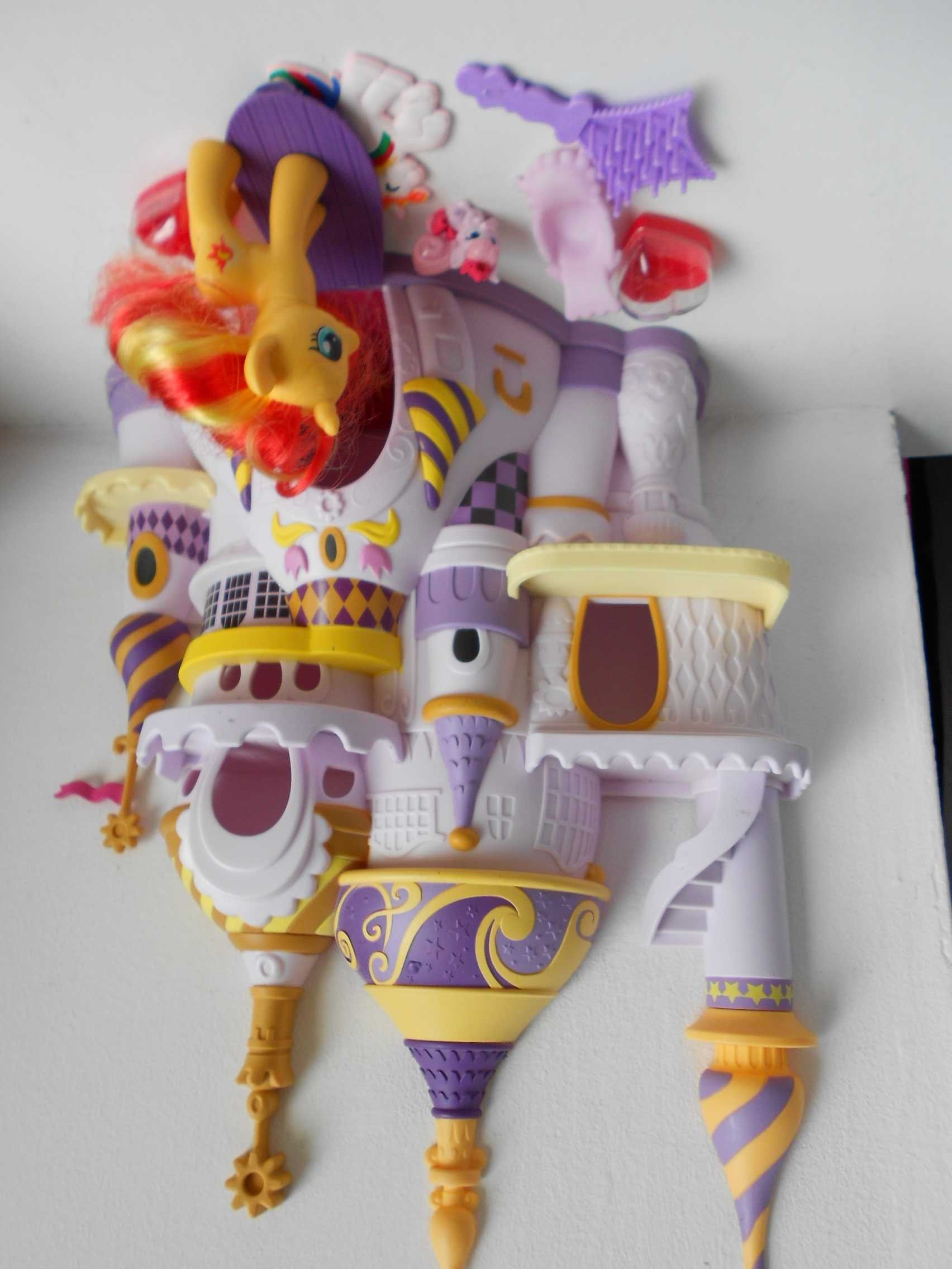 Hasbro My Little Pony Zamek Canterlot Pałac Celestii