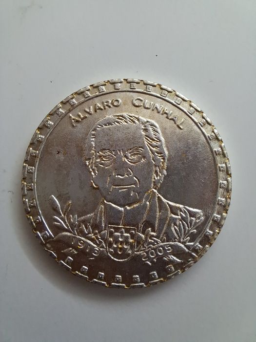Medalha comemorativa Álvaro Cunhal