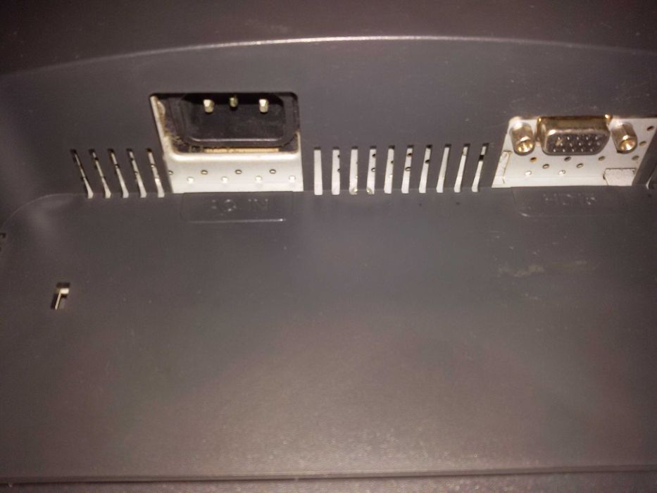 Monitor Sony LCD  17"