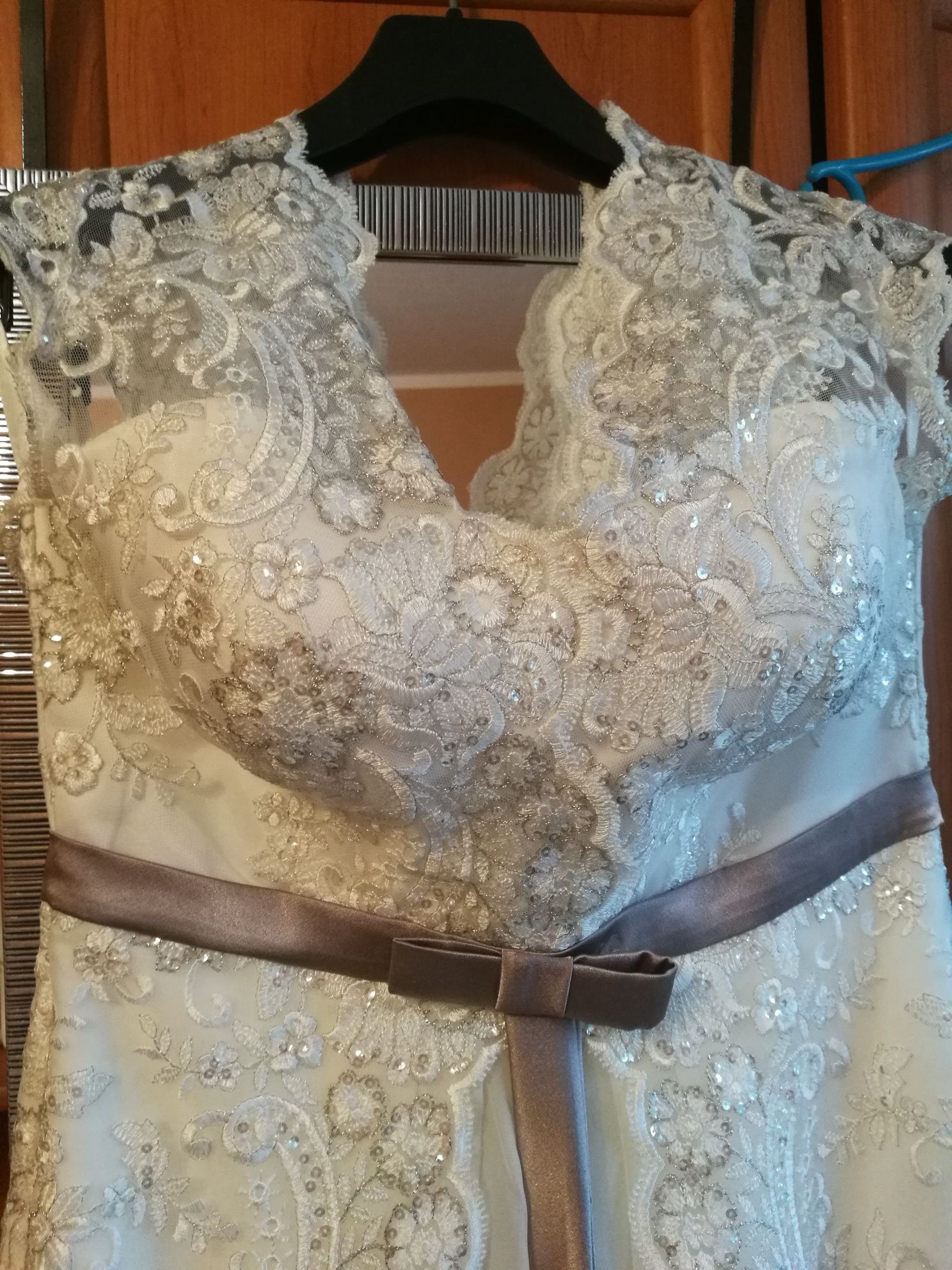 Suknia ślubna  koronkowa L/XL