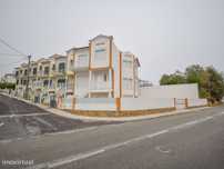 Moradia de Gaveto - T3 - Ericeira