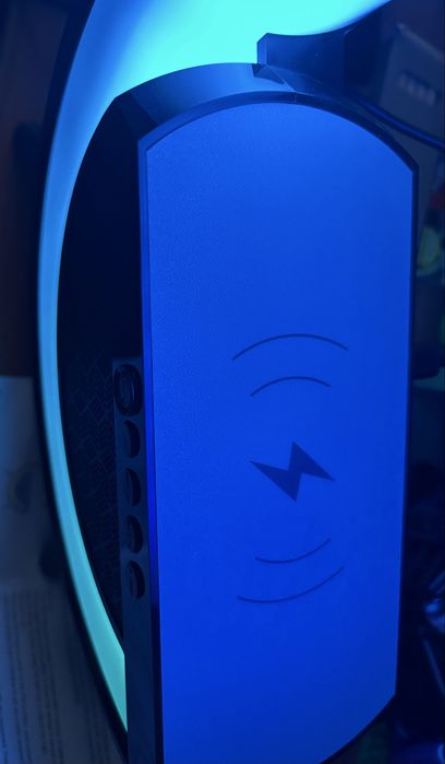 Настільна лампа Нічник з Bluetooth Колонкою 3 в 1. Без провідна зарядк