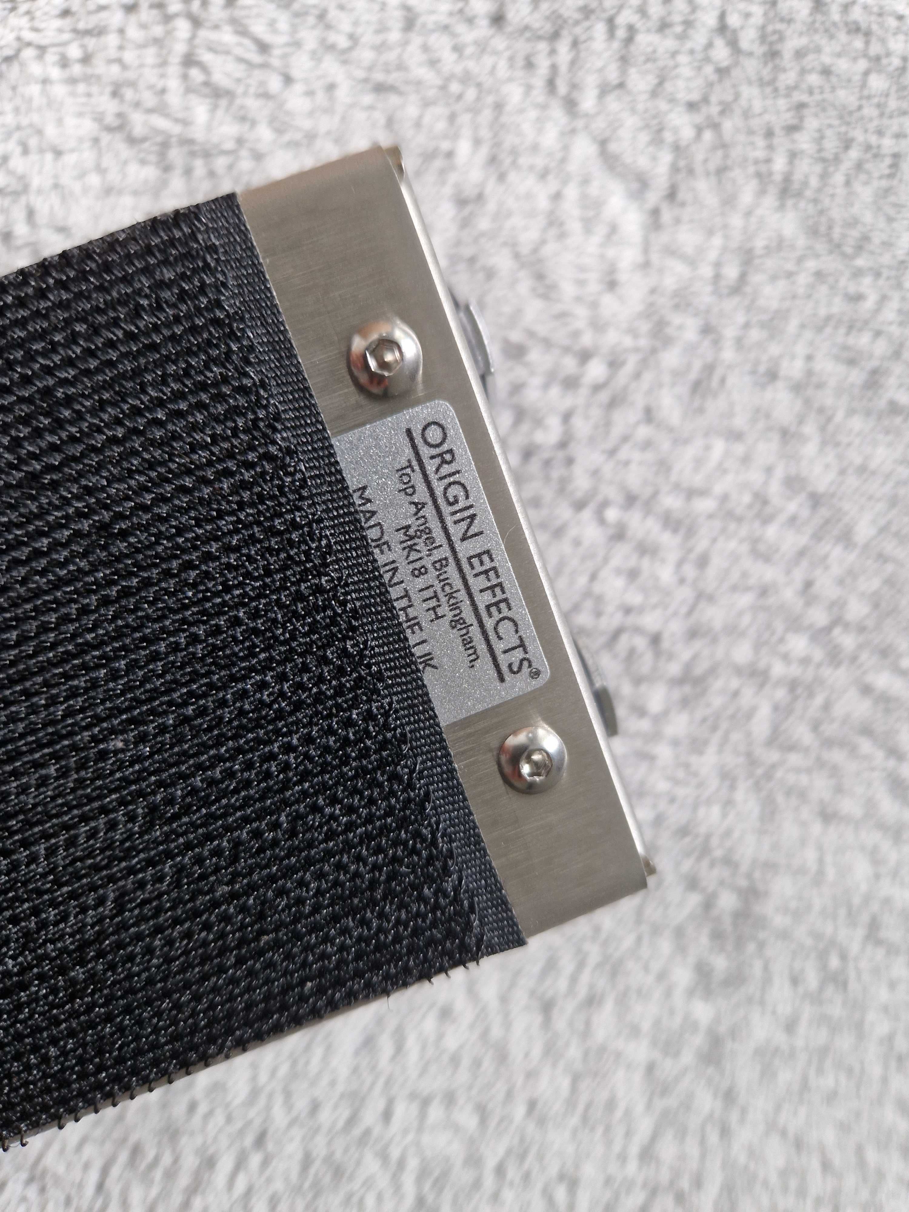 Origin Effects Cali76 V2 Bass Compressor -  MADE IN THE UK