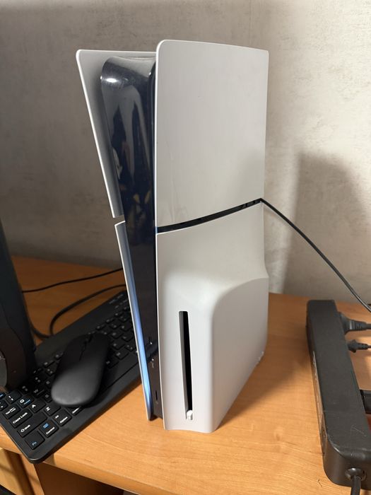 Witam sprzedam ps5 na 1 TB kto jest zainteresowany napisz