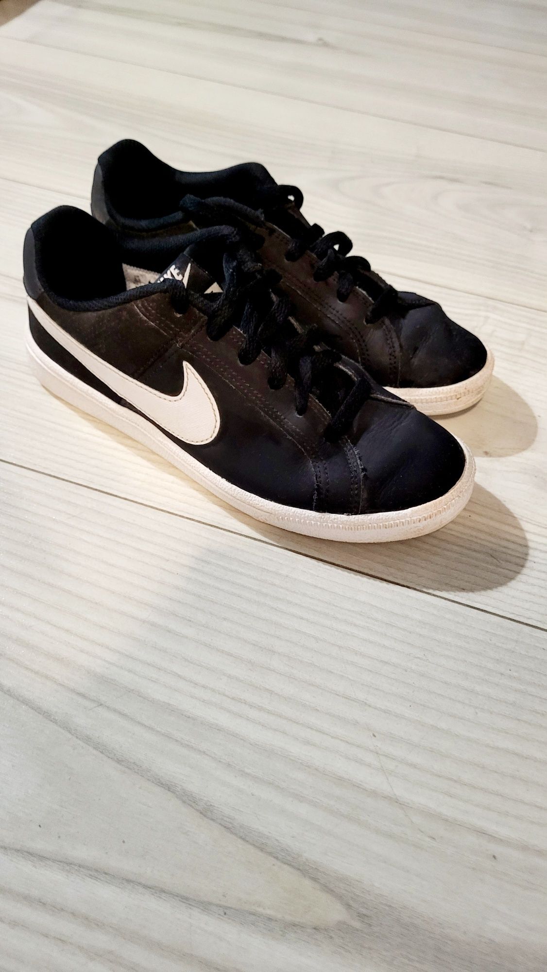 buty Nike Court Royale damskie czarne rozm. 36