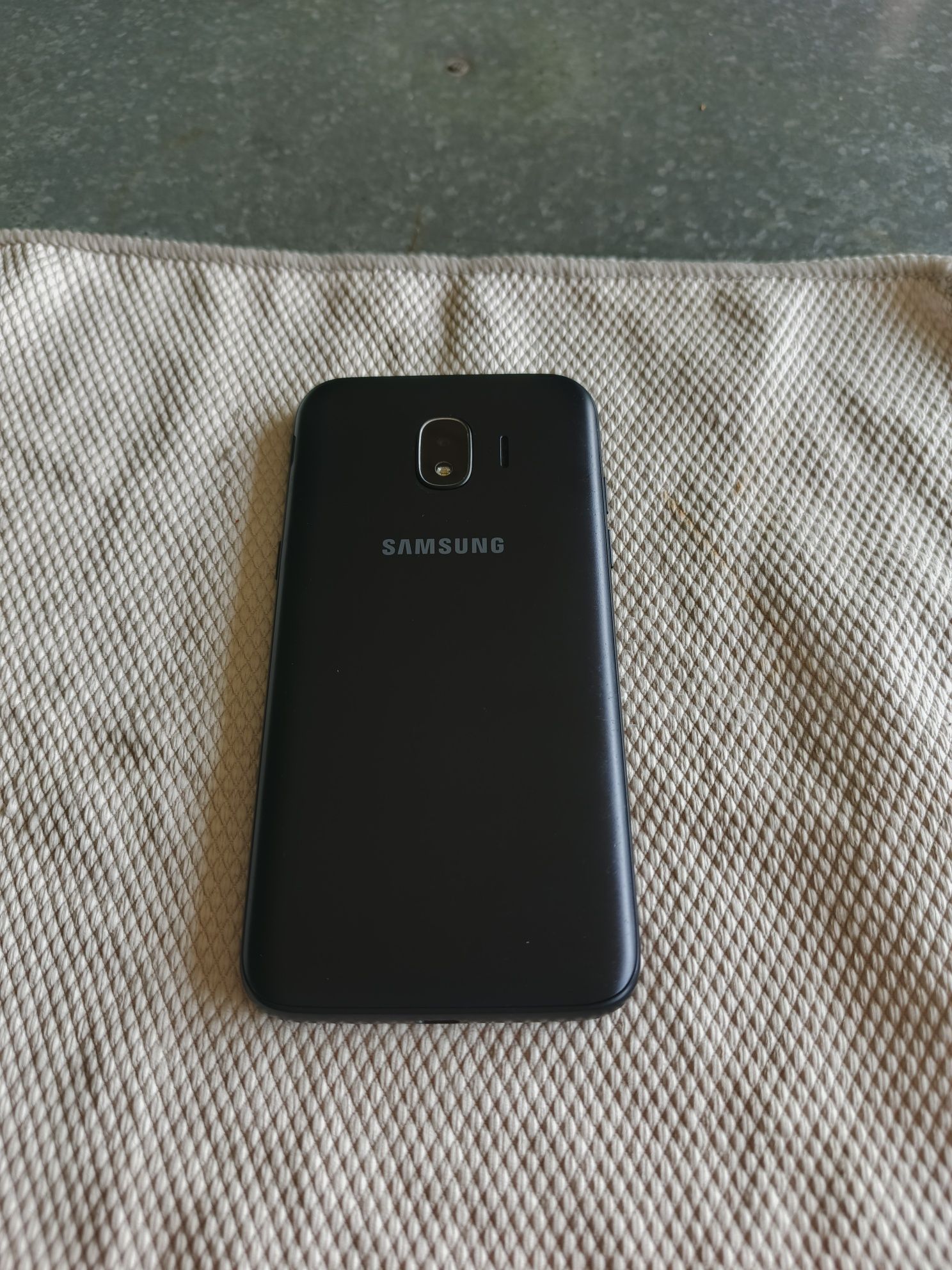 Samsung sm-j250f