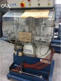 Máquina malhetes e corte Alumínio MECAL FR-710