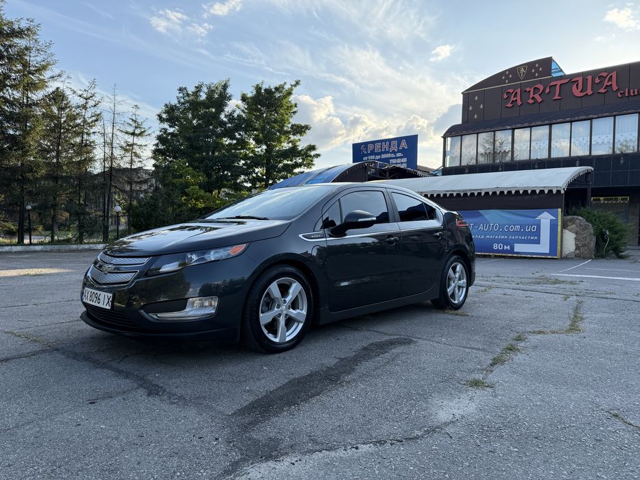 Продам Chevrolet Volt Шевроле вольт 2015 в гарному стані