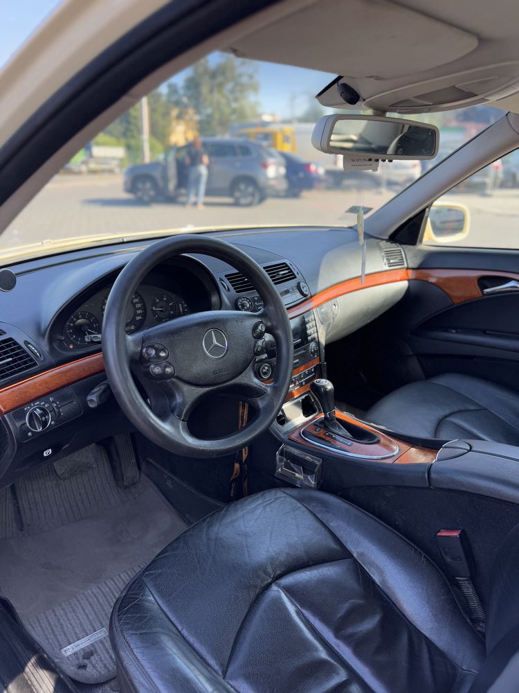 Autokomis TopCar! Mersedes E-Class W211 Lift 2.2 Diesel/Automat/Okazja