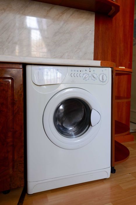 Сутки 100 грн. / Неделя 400 грн. Хостел Киев Центр Метро Льва Толстого-12-555.biz.ua