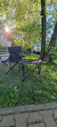 Krzesełka campingowe i stolik