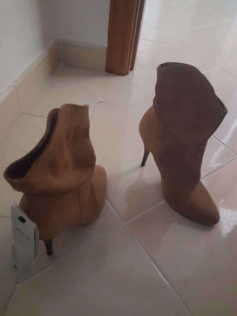 Botas em pele, mango