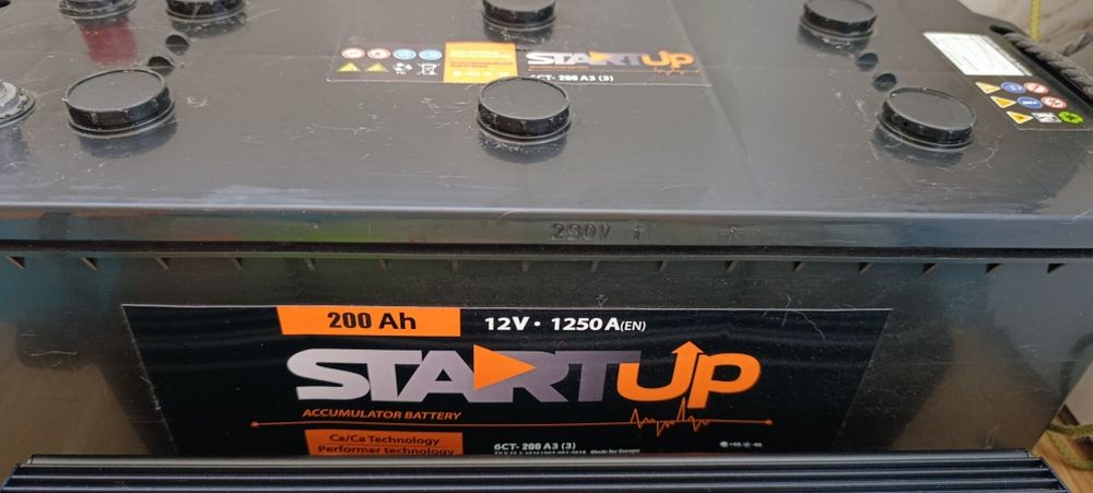 Аккумулятор 200ah инвертор 7000w зарядное Kraft dele kd1923комплект