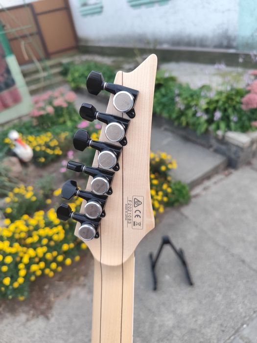 Електрогітара Ibanez RGR652AHB-WK Prestige з крутими апгрейдами