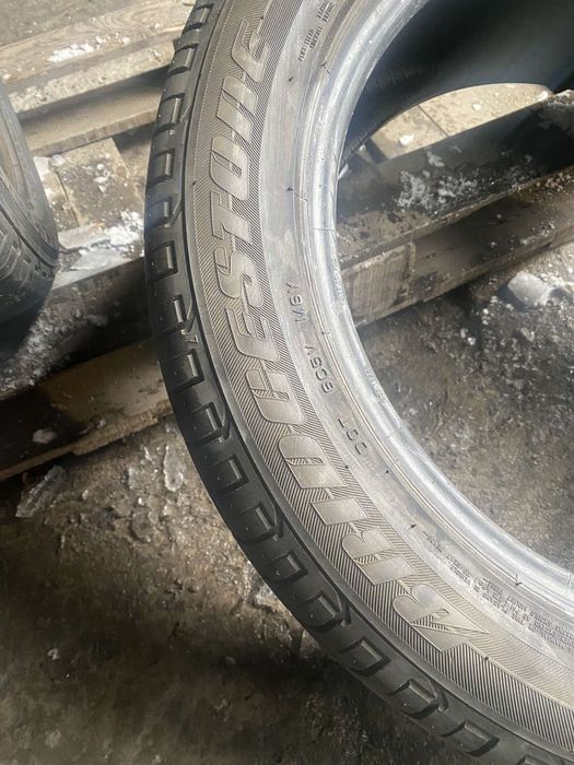 235.50.18 Bridgestone 2шт лето БУ склад шины резина из Европы 50 R18